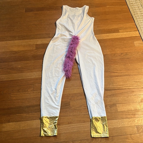 Tipsy Elves Unicorn 🦄 Costume - Picture 9 of 9